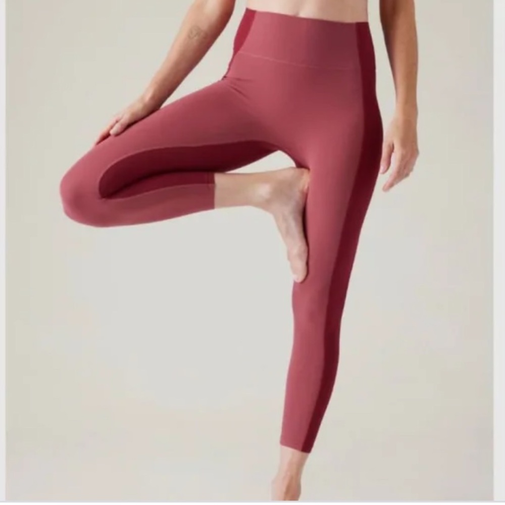 Athleta Colorblock 7/8 Tight Leggins | Berry Rose
